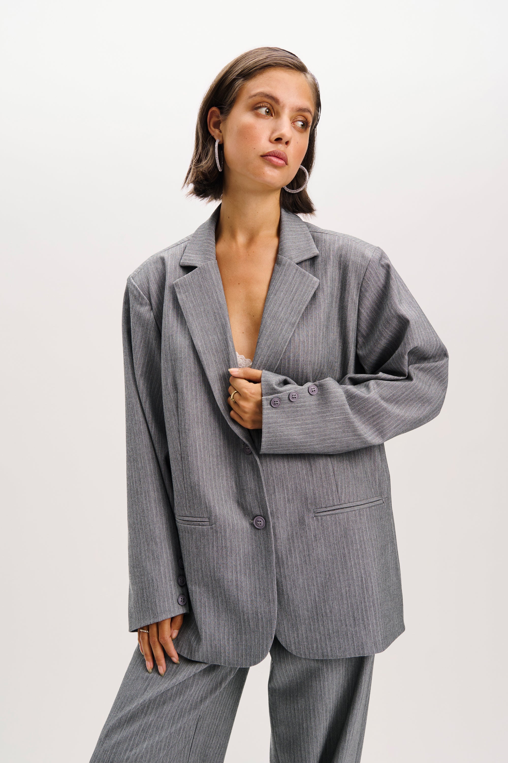 MIKKY BLAZER