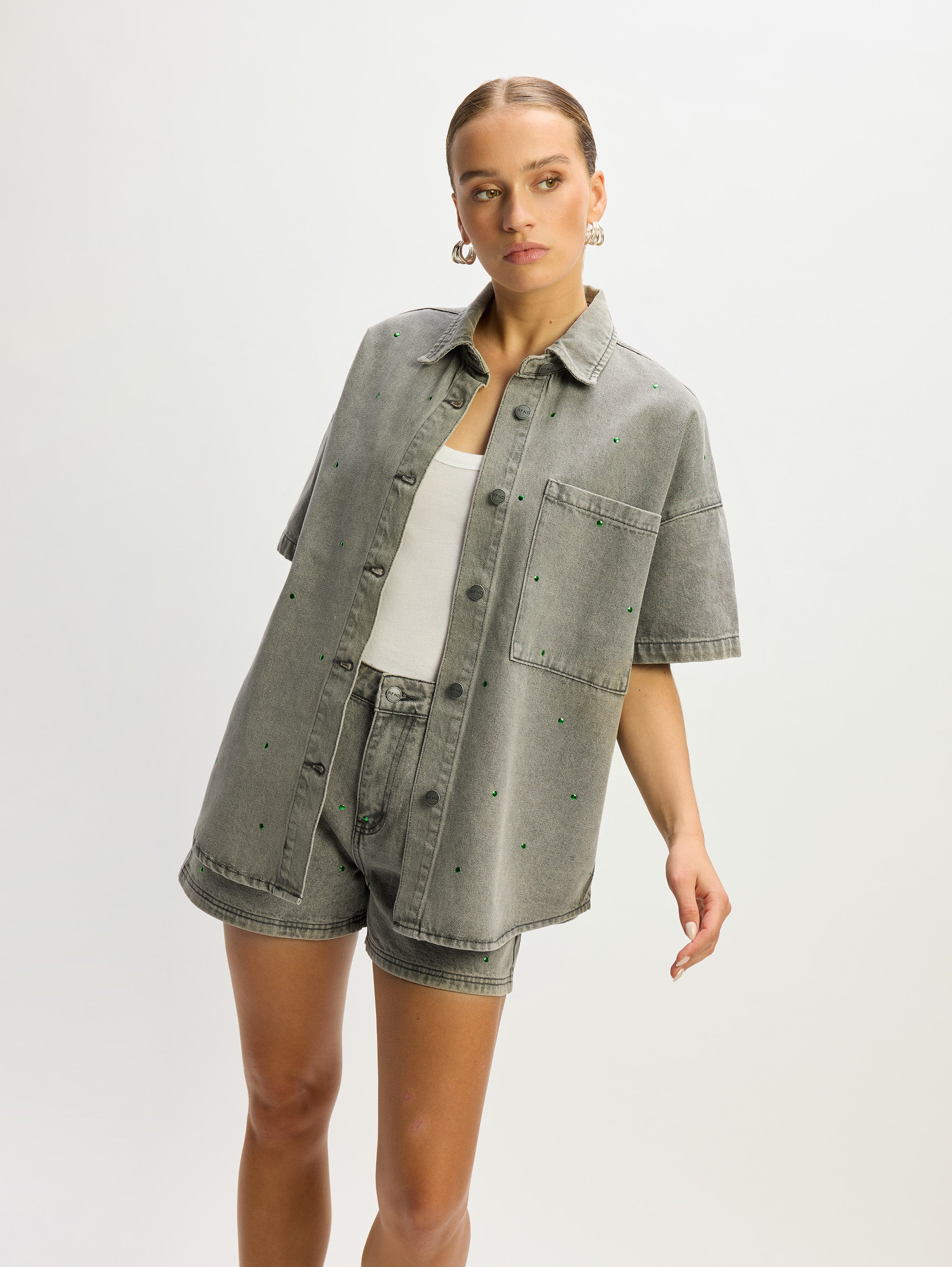 ZAAR SHORT