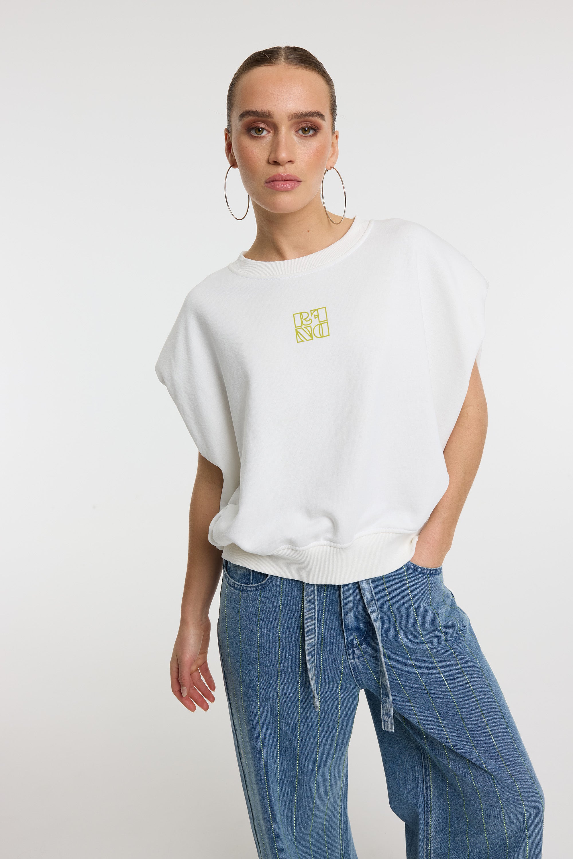 JENNELY SLEEVELESS