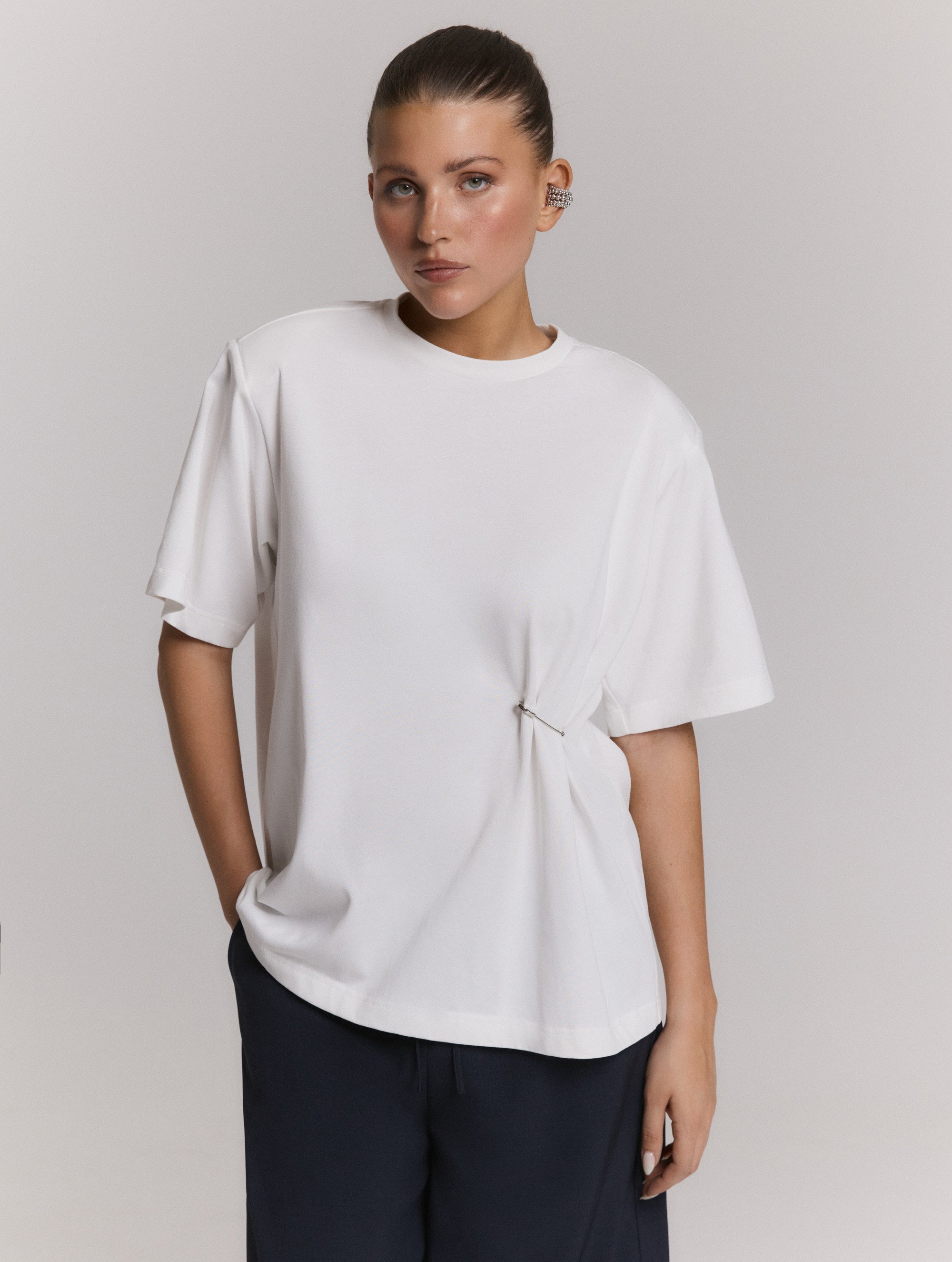 RYN T-SHIRT-thumbmail-1