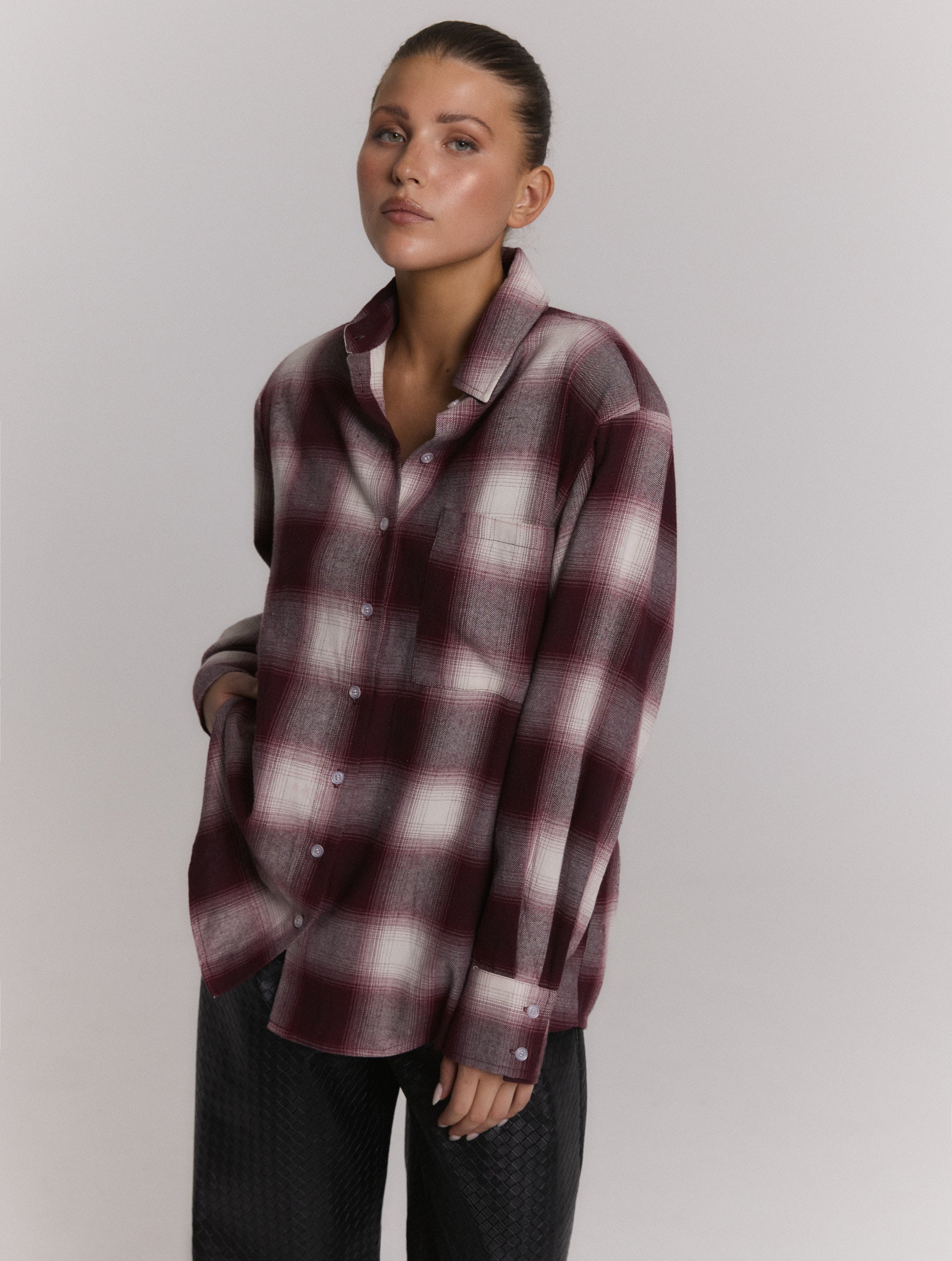 LOLAY BLOUSE-thumbmail-2